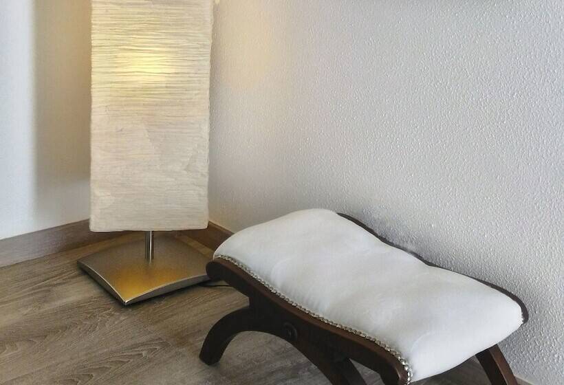 مبيت وإفطار Suites Inn Lagos