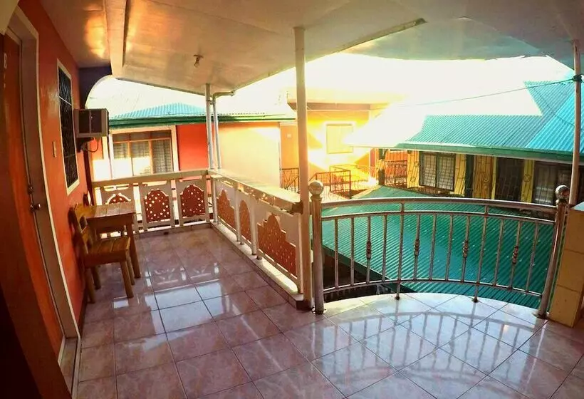هتل Buena Lynne S Resort