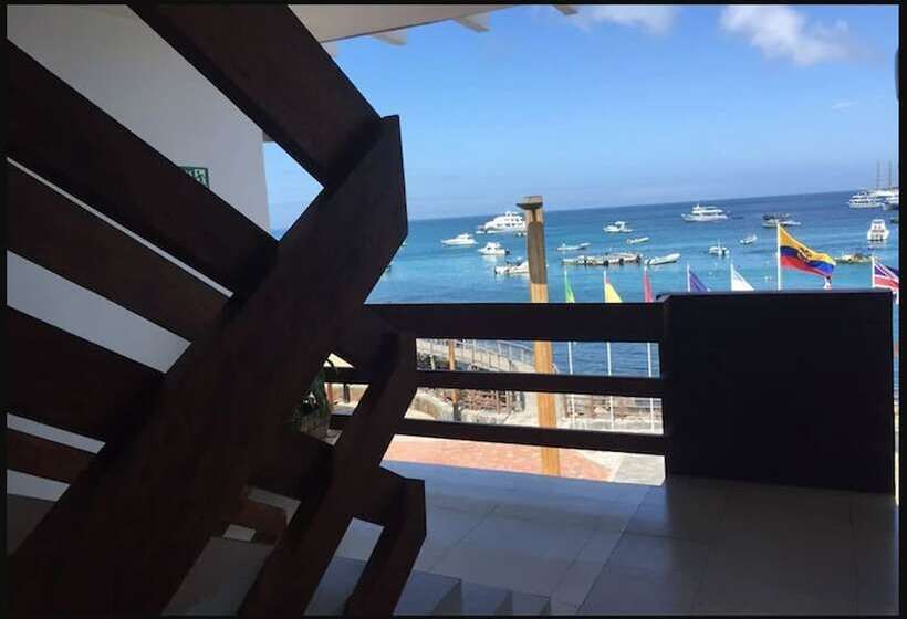 هتل Galapagos Sunset