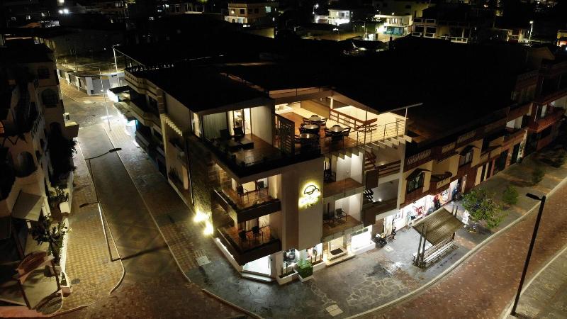 هتل Galapagos Sunset