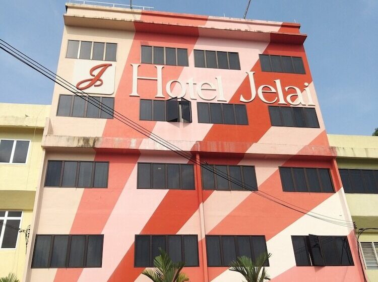 בית מלון כפרי Jelai Raub