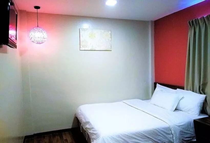 ホテル Jelai Raub