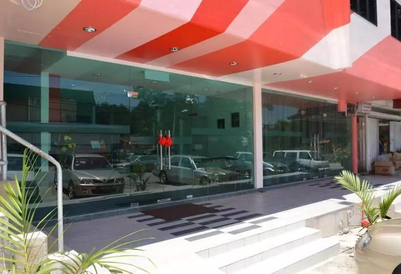 ホテル Jelai Raub