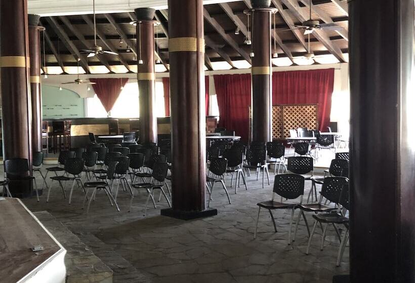 هتل Lifestyle Kosher Cofresi Suites