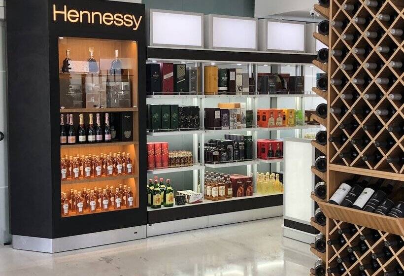 هتل Lifestyle Kosher Cofresi Suites