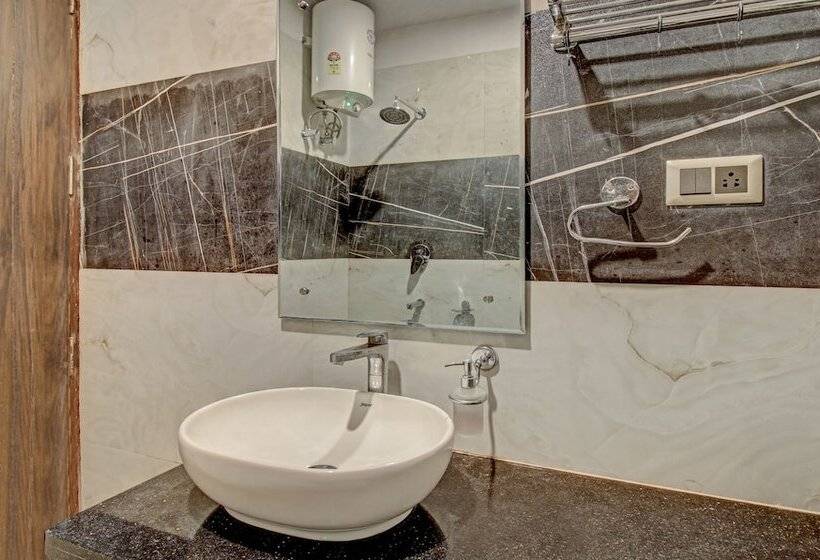 هتل Treebo Trend Sam Inn