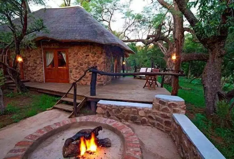 ホテル Zenzele River Lodge