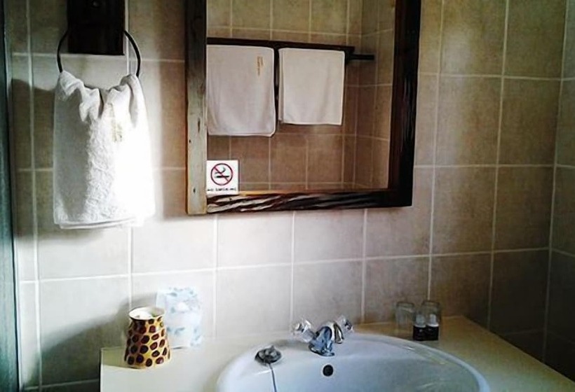 ホテル Zenzele River Lodge