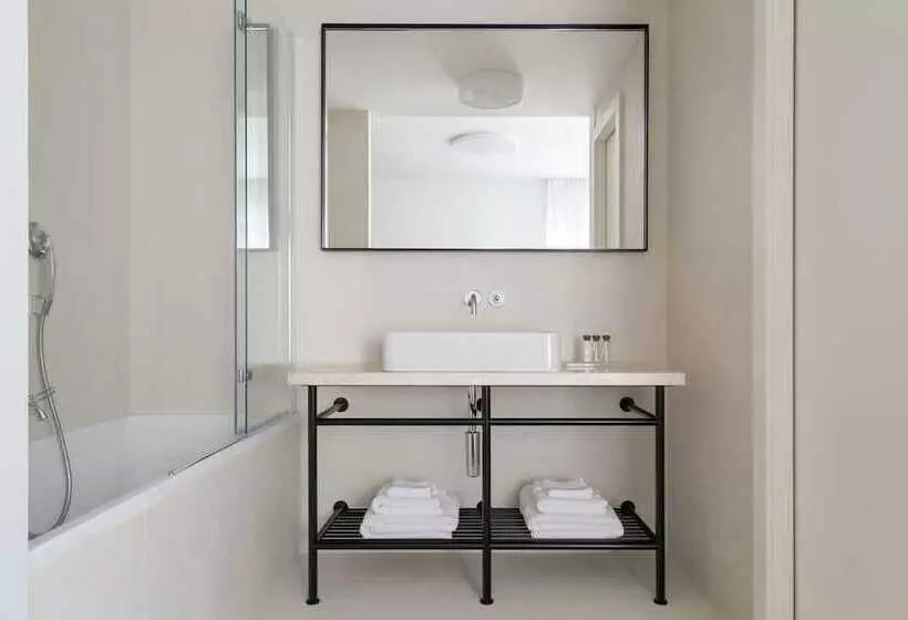 Omega Villas Complex