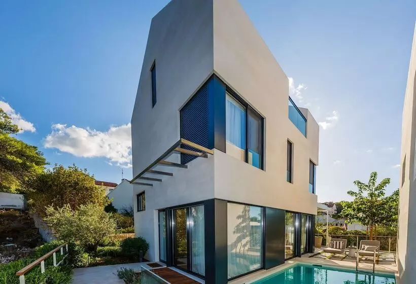 Omega Villas Complex