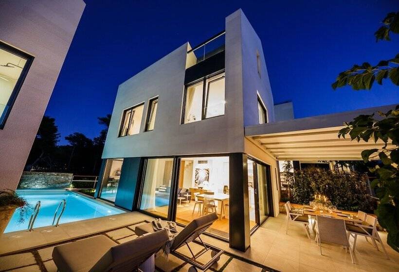 Omega Villas Complex