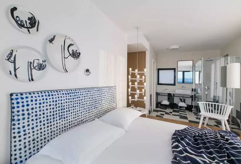 Omega Villas Complex