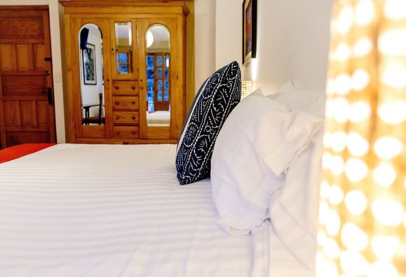 پانسیون Casa Jacinta Guest House