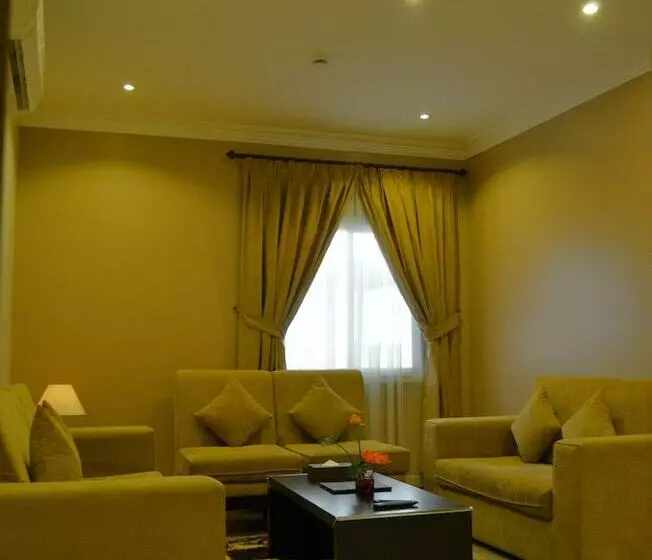 Silverton Hotel Suites