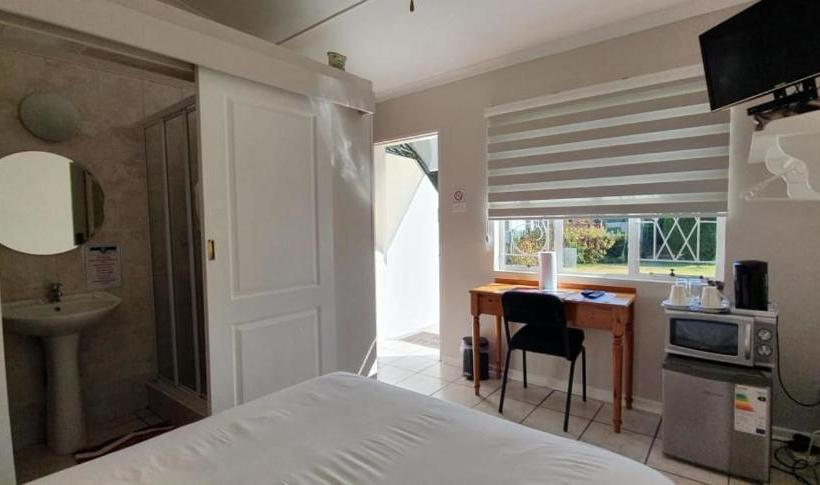 Chez Nous Bed And Breakfast & Self Catering