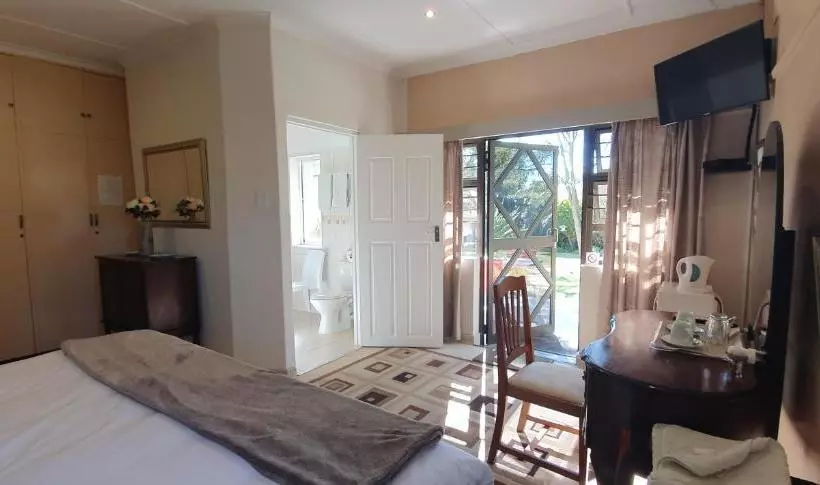 Chez Nous Bed And Breakfast & Self Catering