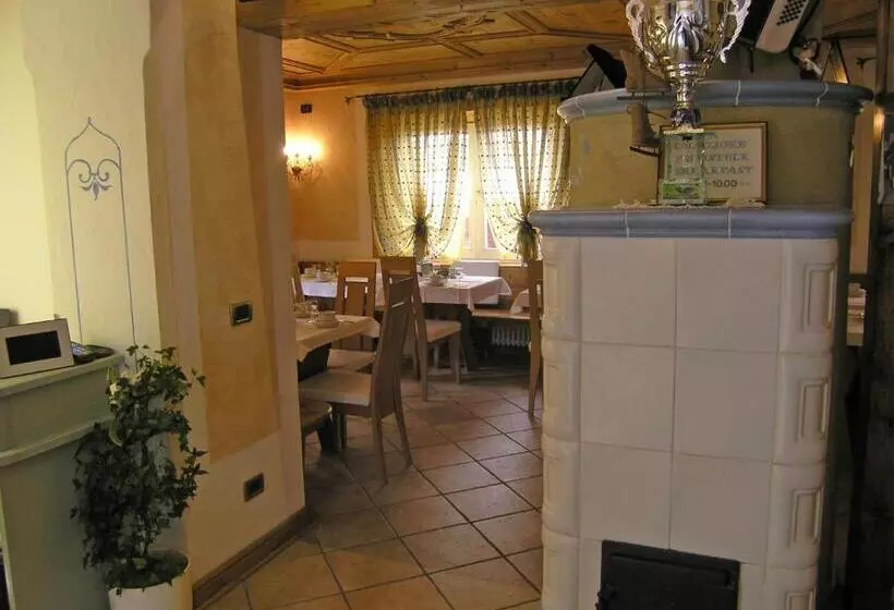 ホテル B&b Meublè Giustina