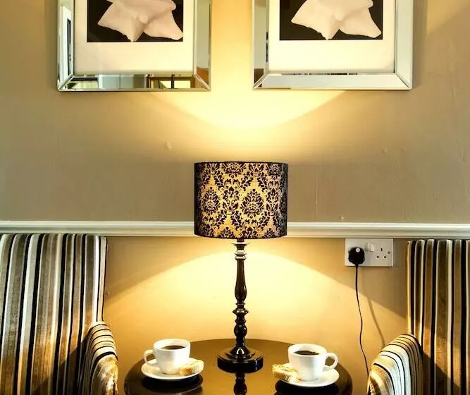 Hotelli Castle Murray House Boutique B&b