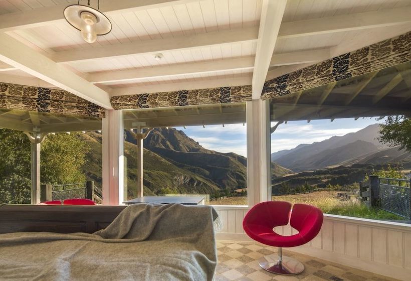 Отель Mahu Whenua