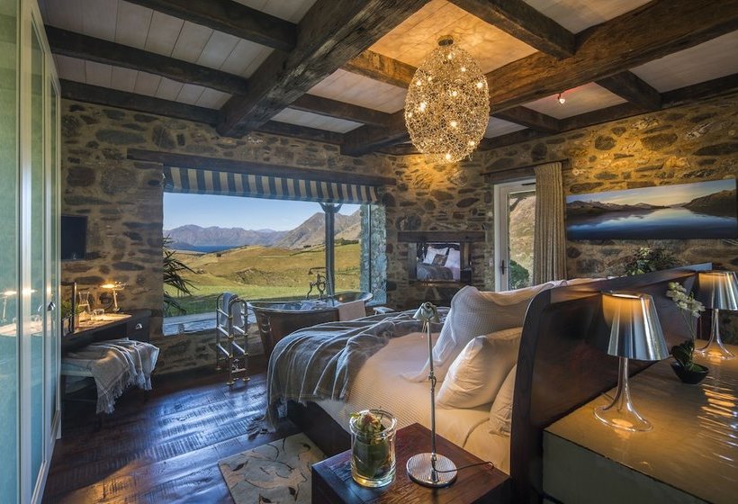 Отель Mahu Whenua