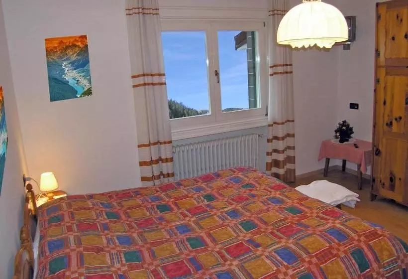 ホテル B&b Meublè Giustina