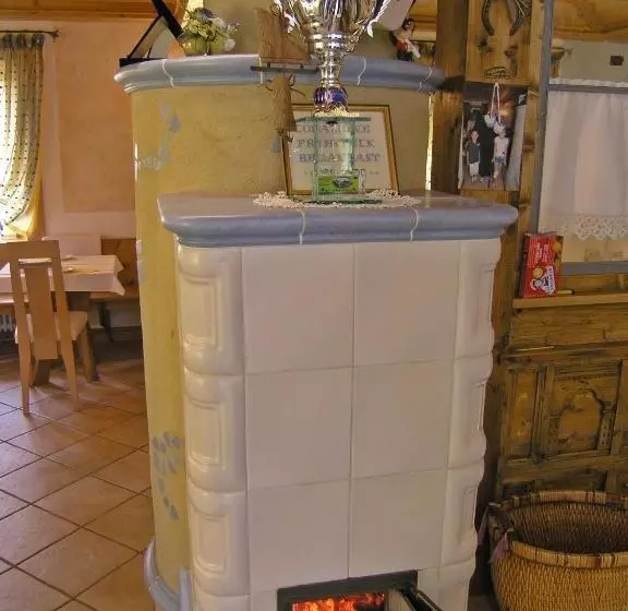 ホテル B&b Meublè Giustina