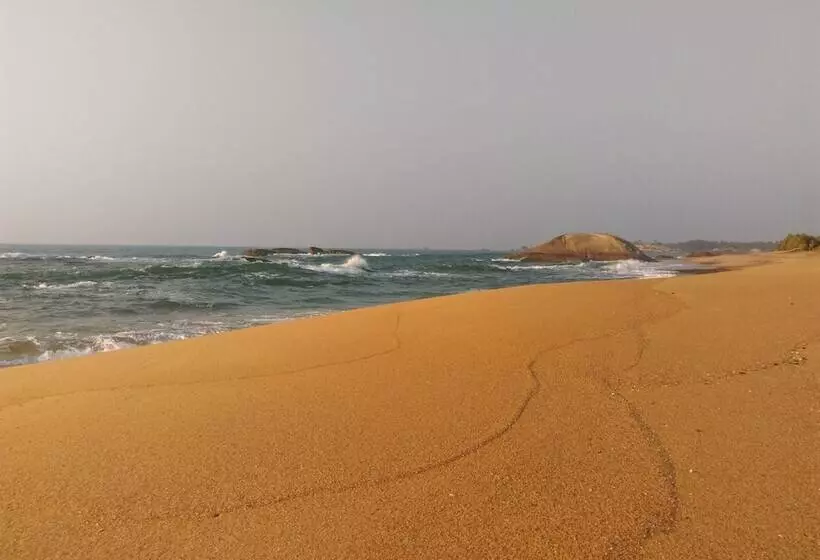 ホテル The Beach Camp Yala