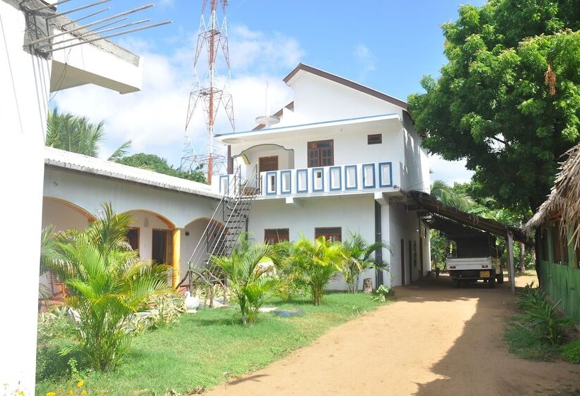 ホテル Thirumalai Park