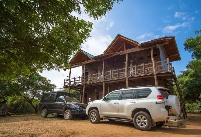 Hotelli Yala Caravan Village