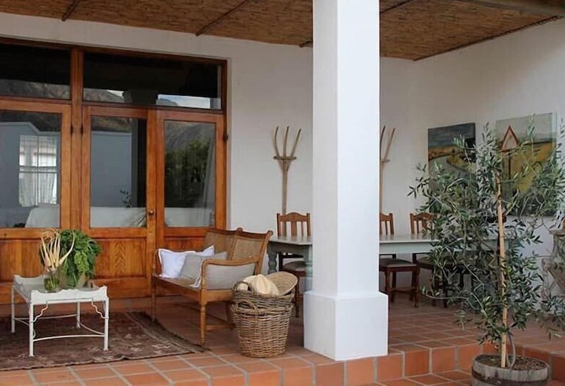 بنسيون The Vineyard Country House