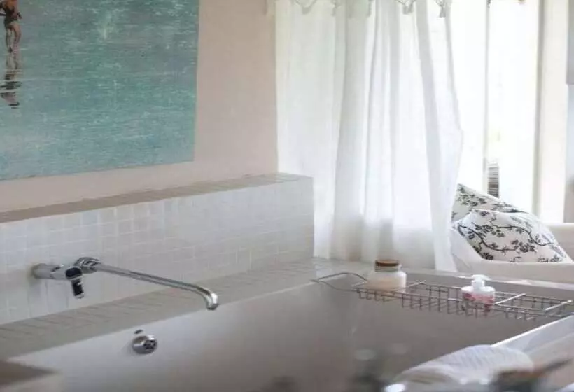 Majatalo The Vineyard Country House