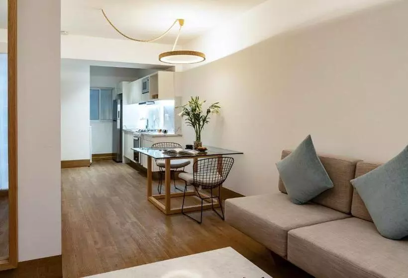 Reforma Guest House