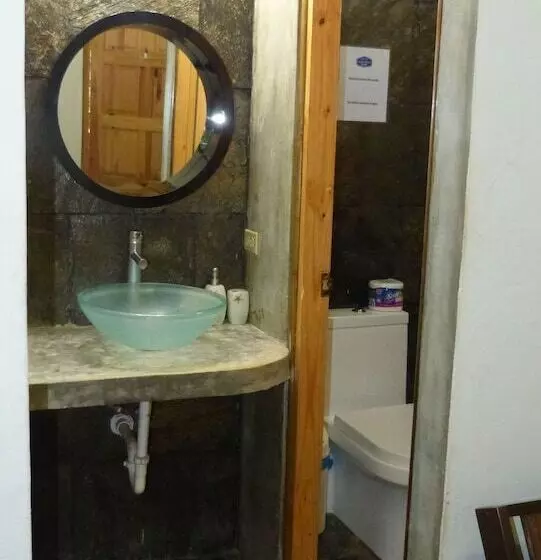 Villa Vento Surf Santa Catalina   Hostel