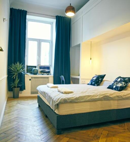 4th Floor Bed And Breakfast