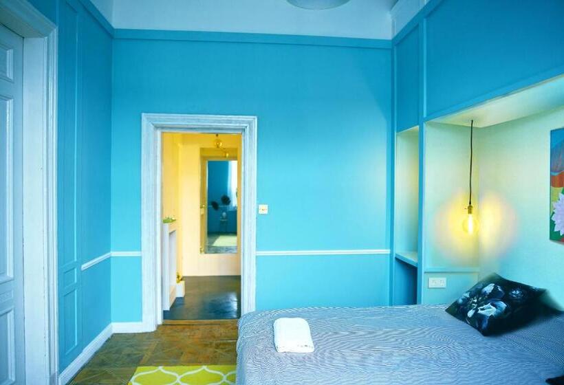 4th Floor Bed And Breakfast