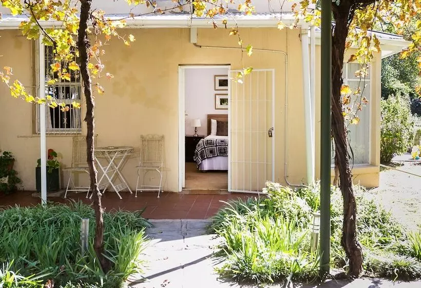 Aamiaismajoitus (B&B) Albert House Guesthouse