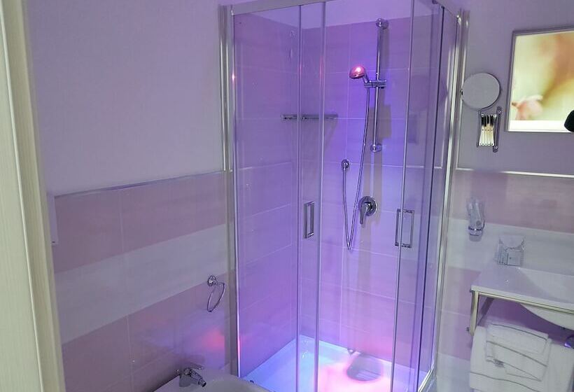 تختخواب و صبحانه Napoli Relais