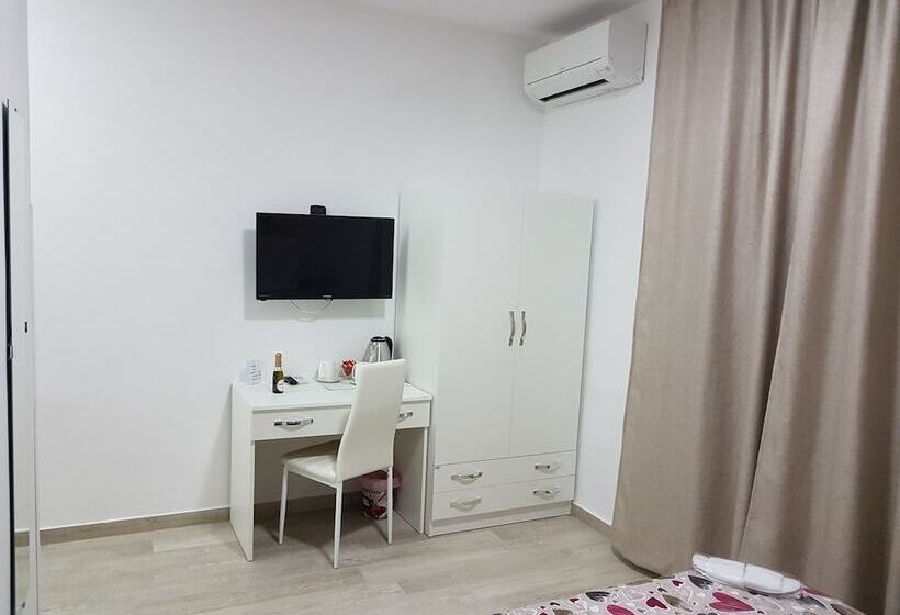 تختخواب و صبحانه Napoli Relais