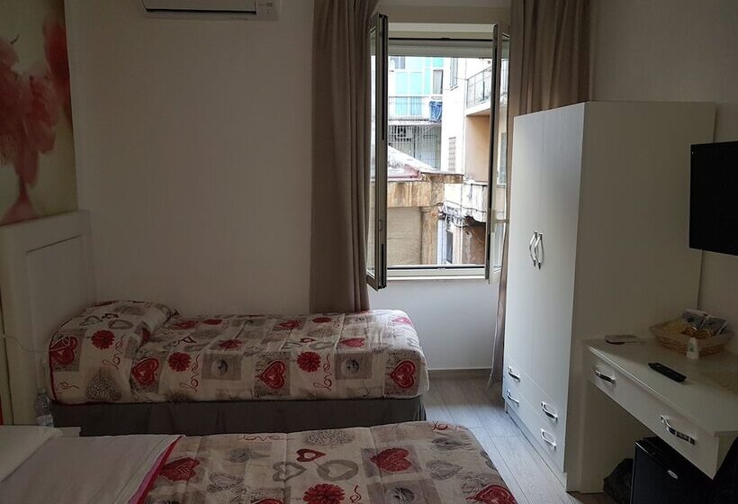 تختخواب و صبحانه Napoli Relais