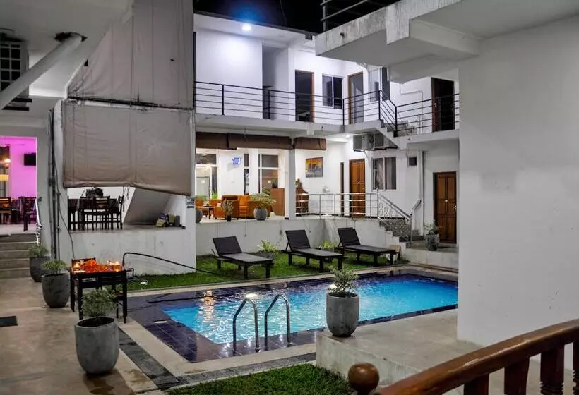Hotelli New Star Light