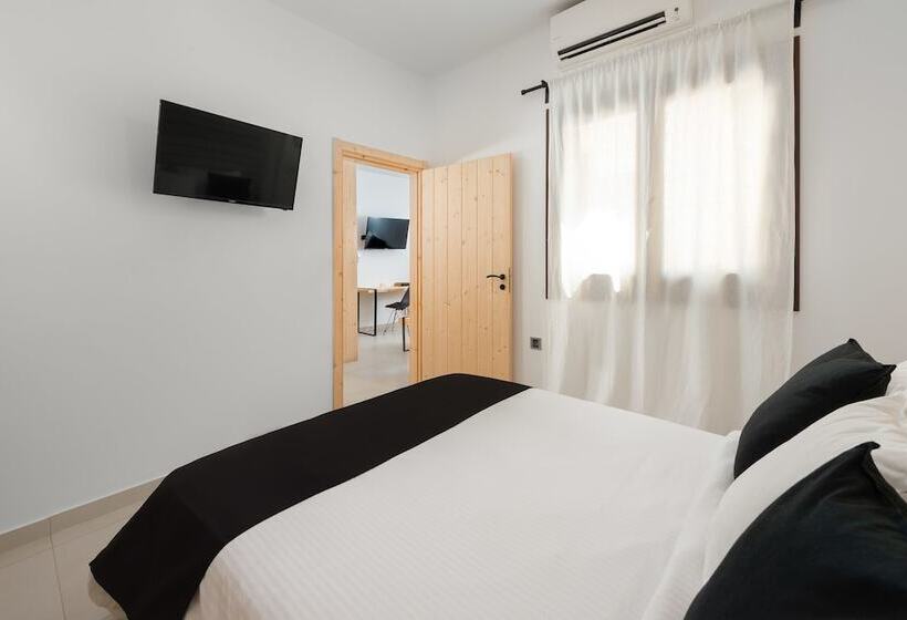 בית מלון כפרי Old Town Senses Boutique