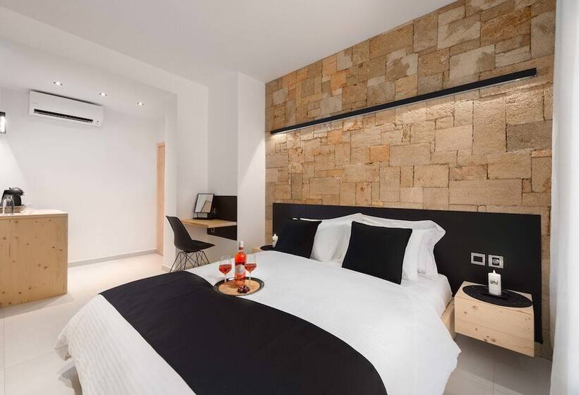 בית מלון כפרי Old Town Senses Boutique