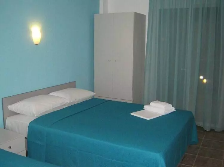 ホテル Philoxenia Evgenia