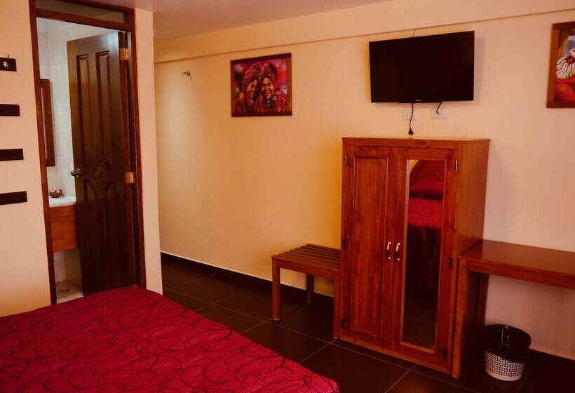 فندق Tambo Del Valle