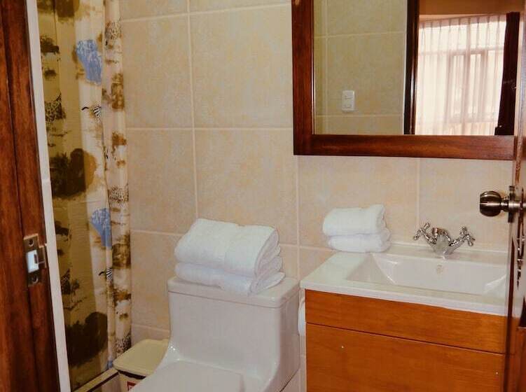 فندق Tambo Del Valle