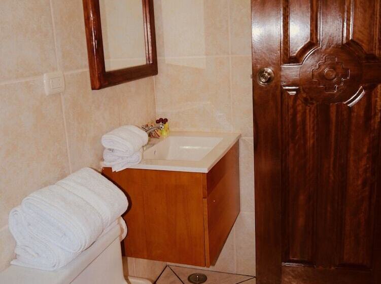 فندق Tambo Del Valle