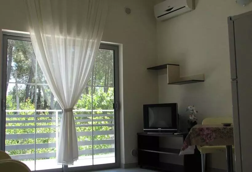 Hotel Vila Tufi