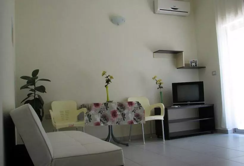 Hotel Vila Tufi