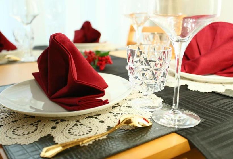 Japaning Hotel Shichihonmatsu