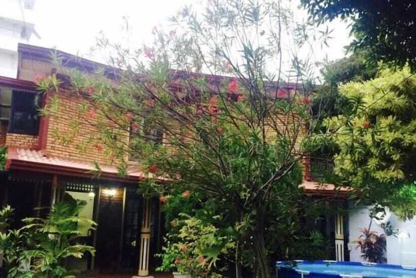 ユースホステル Lavinia Villa